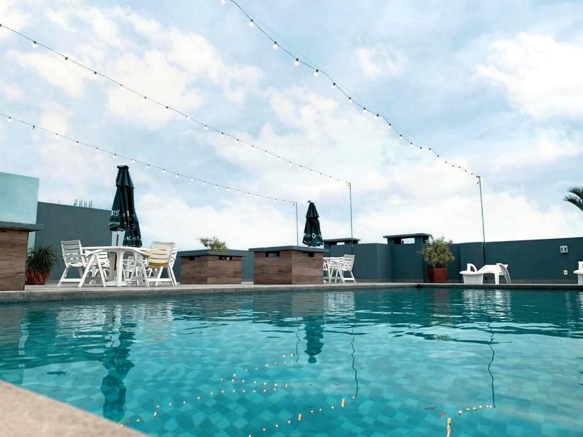 Mont Blanc Suites Duque De Caxias Buitenkant foto